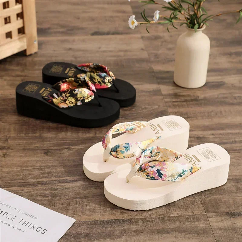 2025 Fashion Women Flip Flops Summer Beach Platform Slippers Casual Outside Wedges Sandals Summer Women Shoes